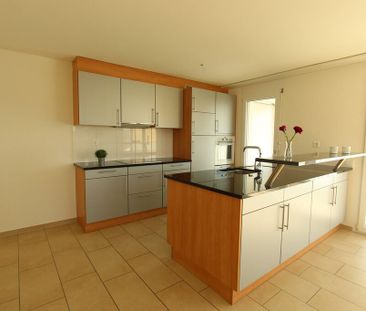 Grosszüge, helle Wohnung mit grossen Balkonen - Photo 5