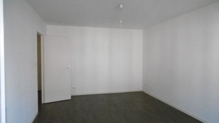 Location Appartement 4 pièces 74m² ANGERS 49100 - Photo 5