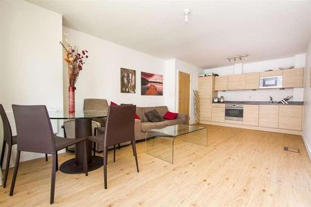 Bantam House, Heritage Avenue, Colindale, London, NW9 - Photo 3