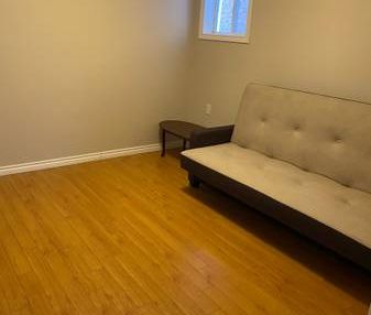 Basement apartment for rent - Photo 2