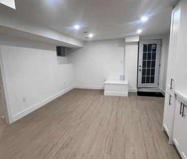 For Lease - 8 Rainsford Road, Markham, Ontario - Photo 3