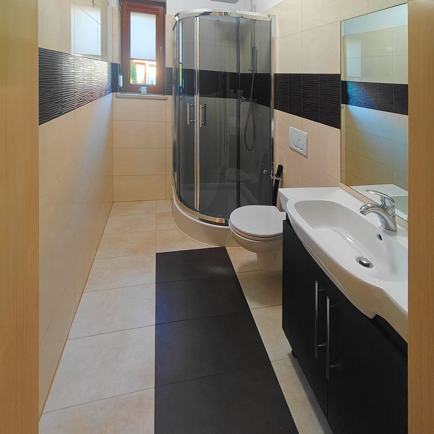 Duży dom 280m2 z podwórzem 1000m | 6 pok | Garaż - Zdjęcie 1