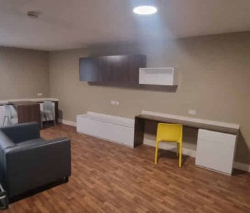 Deluxe Wet Room Studio - Photo 6