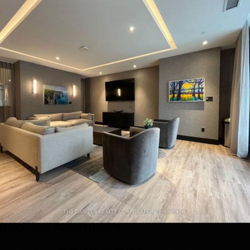 For Lease - 8 Beverly Glen Blvd Boulevard Unit# 210, Vaughan, Ontario - Photo 1