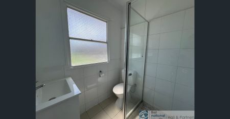 Freshly Renovated 3-Bedroom Home in Prime Location - Photo 4