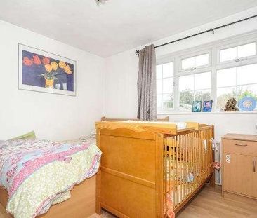 Thorpe, Surrey, TW20 - Photo 6