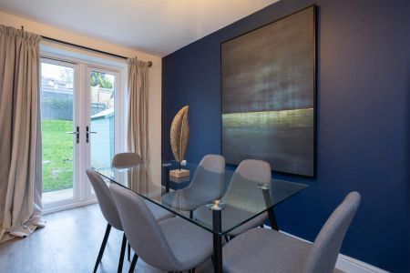 2 Bed, House - Photo 2