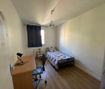 Location Appartement 4 pièces 65m² VALENCE 26000 - Photo 6