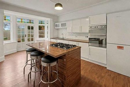 Southbourne Grove, Westcliff On Sea, Essex, SS0 - Photo 5