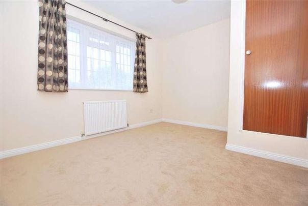 Weydown Close, Guildford, Surrey, GU2 - Photo 1