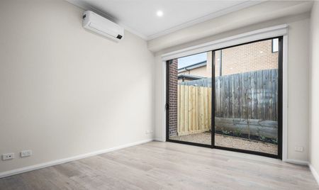 2/12 Stradbroke Crescent, Mulgrave - Photo 4