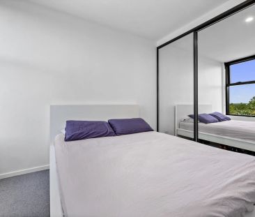 402/1A Finch Street, - Photo 1