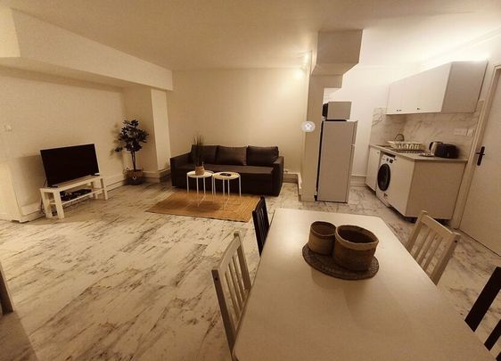 Appartement à louer 1 pièce • 53,66 m 2 Nice - Photo 1