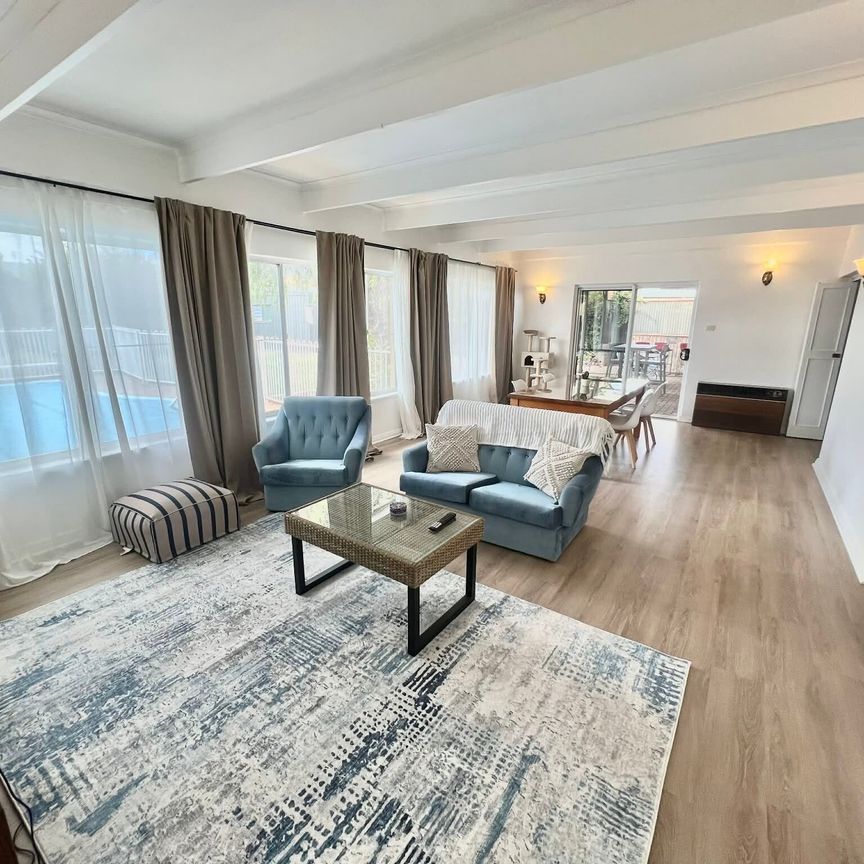 Clovelly Park - Photo 1