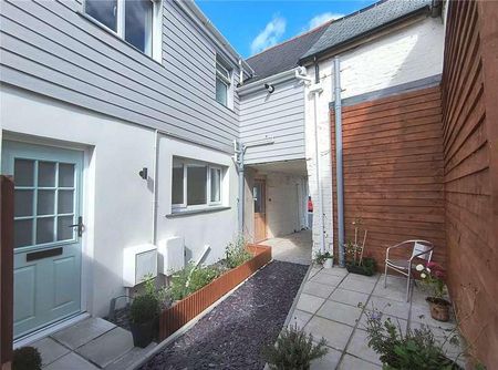 Anchor Mews, Mews Cottage, South Street, South Molton, Devon, EX36 - Photo 3