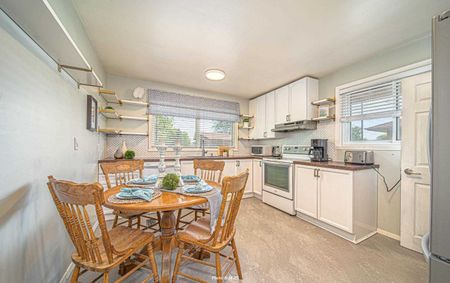For Lease - 454 Stevenson Road, Oshawa, Ontario - Photo 5