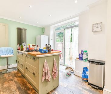 3 bedroom maisonette to rent - Photo 6