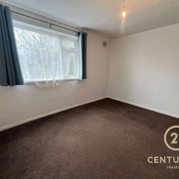 Sonia Gardens, Hounslow, TW5 - Photo 1