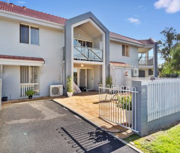 Charming 2-Bedroom Ground-Floor Unit in the Heart of Mandurah - Photo 6