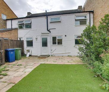 3 bedroom terraced house to rent - Photo 5