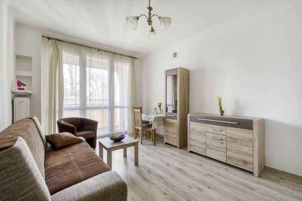 2 pokoje, widna kuchnia, balkon S.K. – zdjęcie 1