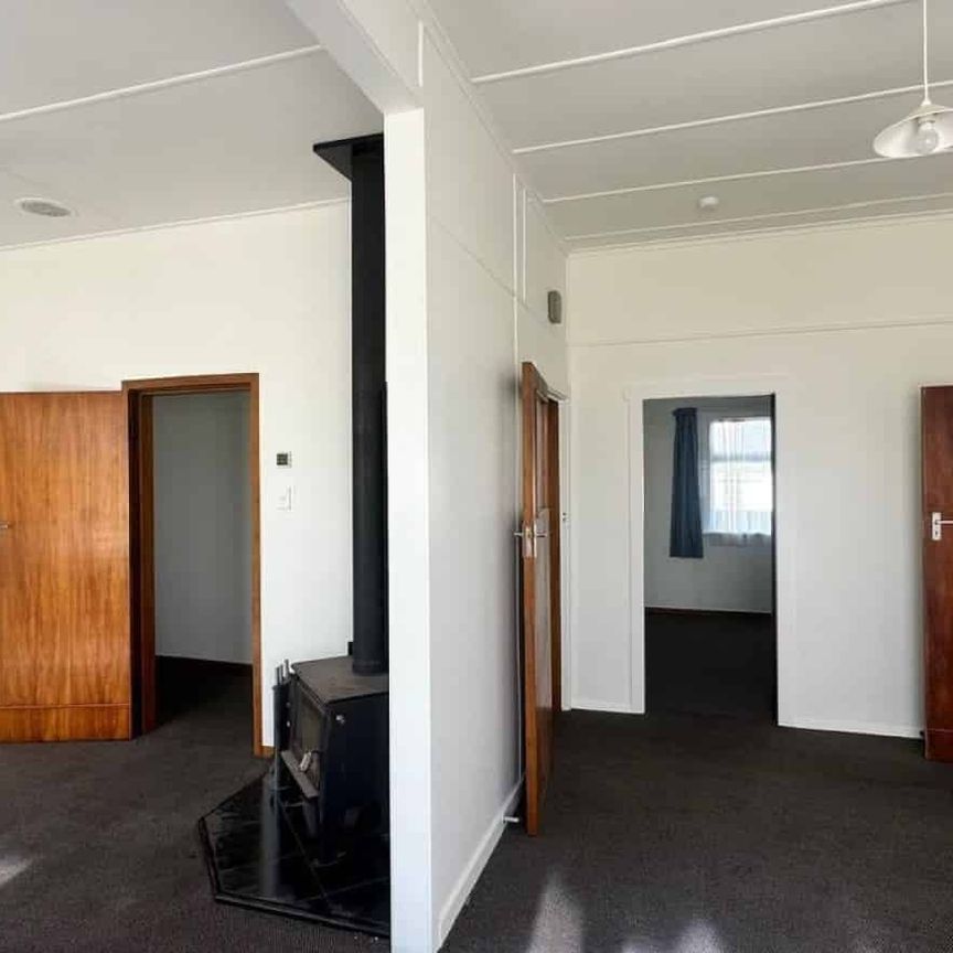 Ever so Central and Spacious. - Photo 1