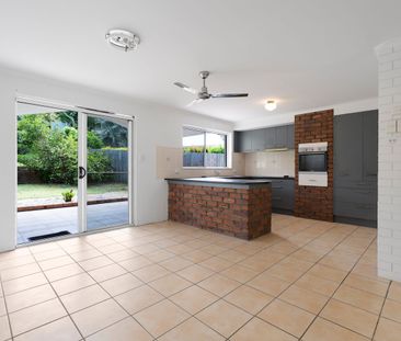 Light, Bright & Full of Character – Coastal Living in Peregian - Photo 5