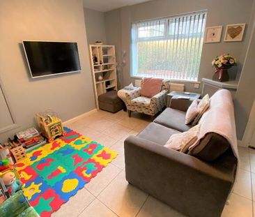 33 Whitehall Parade, Ormeau Road, Belfast, BT7 3GX - Photo 2