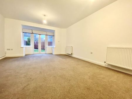 3 bedroom end of terrace house to rent - Photo 5