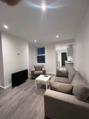 2 bed Shared House for Rent - Photo 1