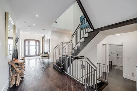 44 Meadowcrest Rd, ON, CA, Toronto - Photo 2