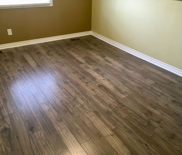 For Lease - 4576 Kalar Road, Niagara Falls, Ontario - Photo 5