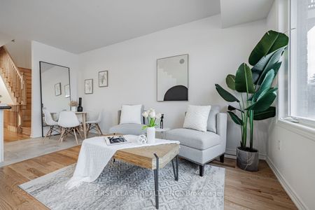 For Lease - 71 Puisaya Drive, Richmond Hill, Ontario - Photo 4