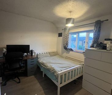 1 bedroom in a house share to rent - Photo 4
