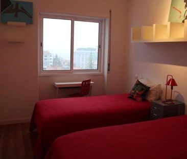 2 room luxury Apartment for rent in Monte Estoril, Cascais e Estori... - Photo 1