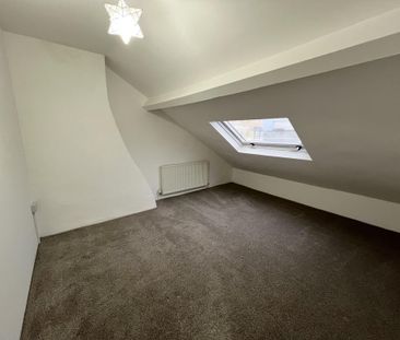 2 bedroom maisonette to rent - Photo 5