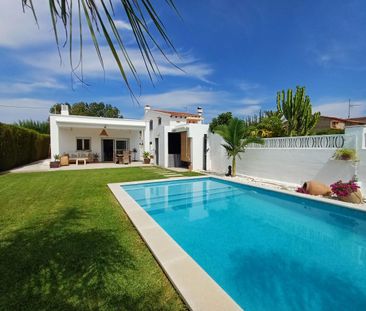 Available mid September - mid June - Photo 4