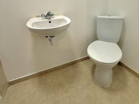 1 bedroom property to rent - Photo 5