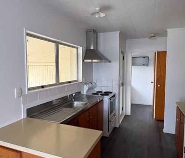 3-Bedroom Family Home in Onerahi - Photo 3