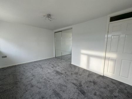 2 bedroom maisonette to rent - Photo 3