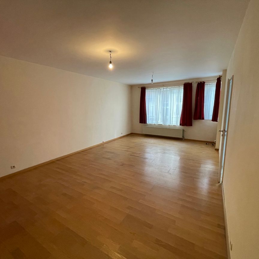 Appartement 2ch avec emplacement de parking à 1190 Forest  Loyer: 1 350 € - Photo 1