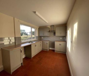 3 bedroom detached house to rent - Photo 5
