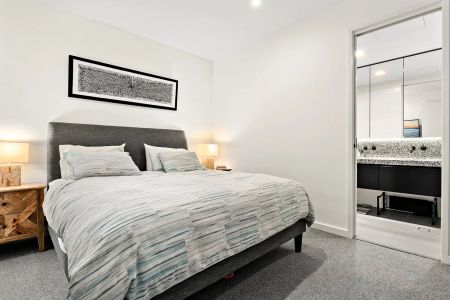 Unit 2/1571 Malvern Road, Glen Iris. - Photo 2