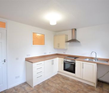2 bedroom bungalow to rent - Photo 2