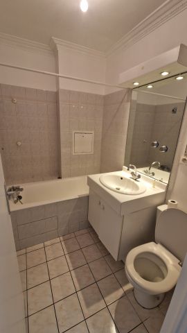 Location Appartement 1 pièce 23m² NOGENT SUR MARNE 94130 - Photo 4