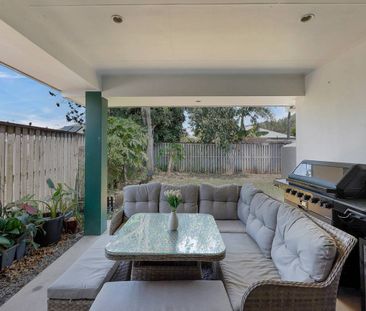 CHARMING FAMILY HOME IN ANDERGROVE - Photo 6