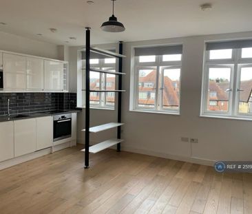 1 bedroom flat to rent - Photo 2
