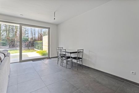 Recent appartement met 1 slpk en gezellig tuintje op wandelafstand van het centrum ! - Photo 5