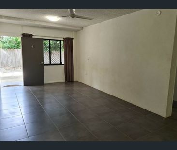 4/338 Sheridan Street, Cairns North, Qld 4870 - Photo 3