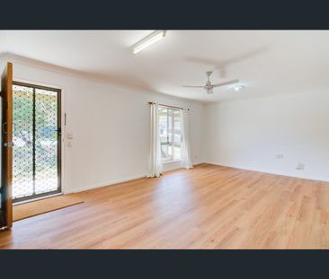 2 Timbertop Ave, Browns Plains, Qld 4118 - Photo 3